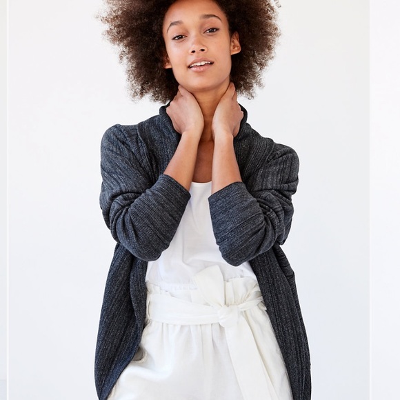 Aritzia Heather Black Diderot Sweater - Picture 9 of 11